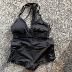 Vs gym to swim